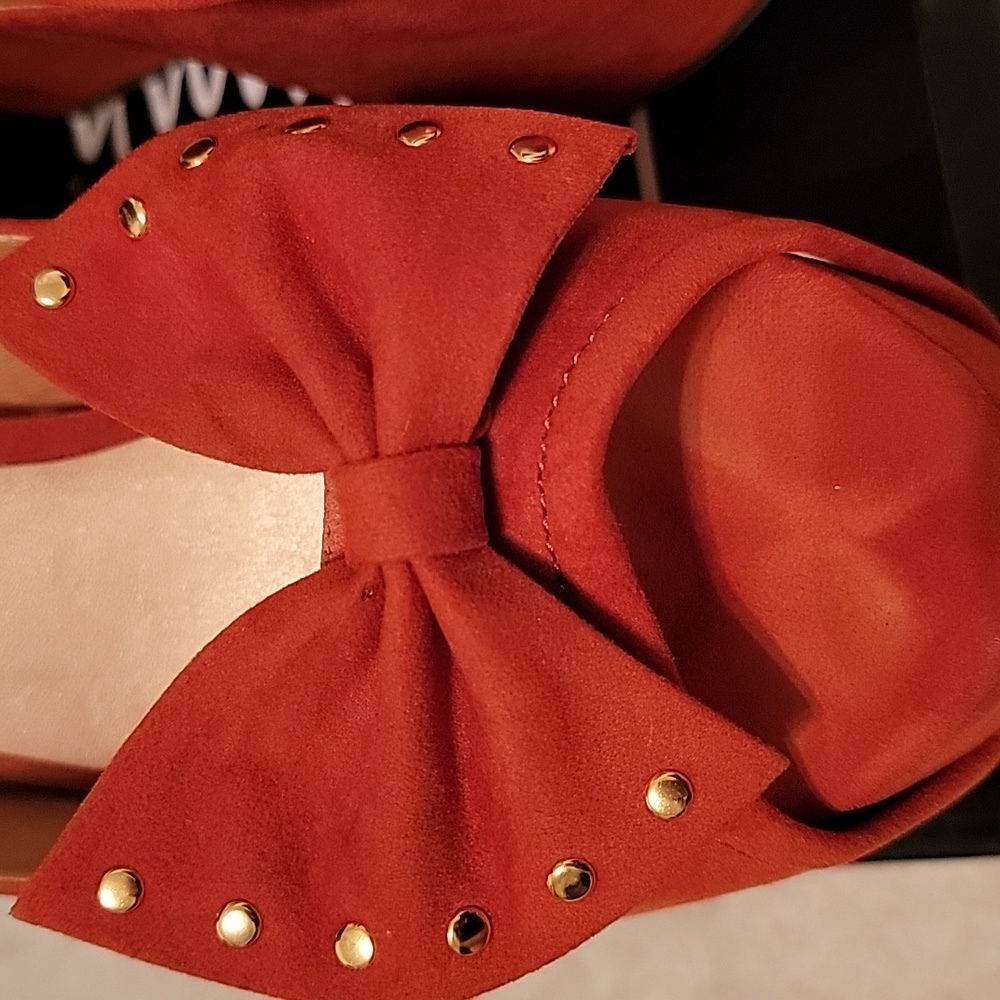 Orange Suede Shoes - Picture 13 of 15